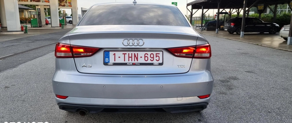 Audi A3 cena 71900 przebieg: 143600, rok produkcji 2018 z Wojkowice małe 211